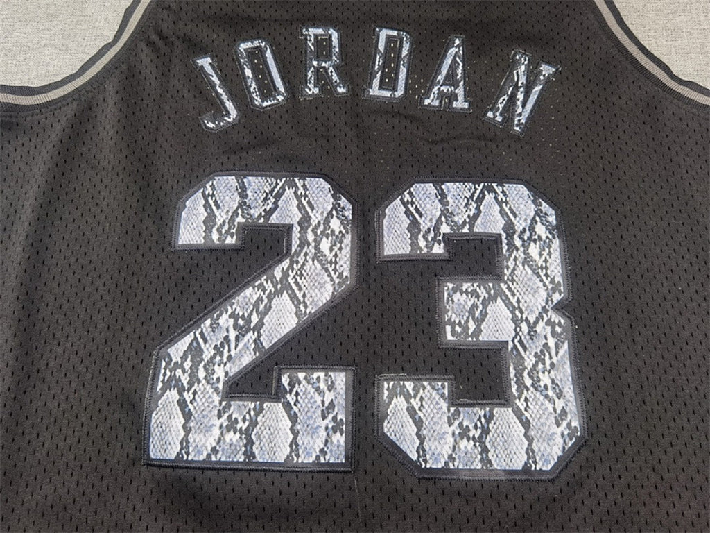 Chicago Jordan #23 NBA Retro Embroidered Jersey – Sizes S-XXXL